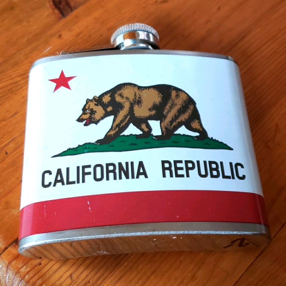 California Small Flask EUC 3.75 x 4"